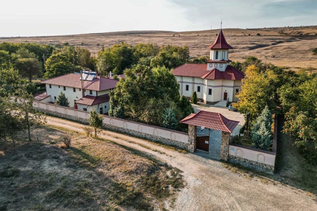 Mănăstirea Sfinții Dionisie și Efrem cel Nou